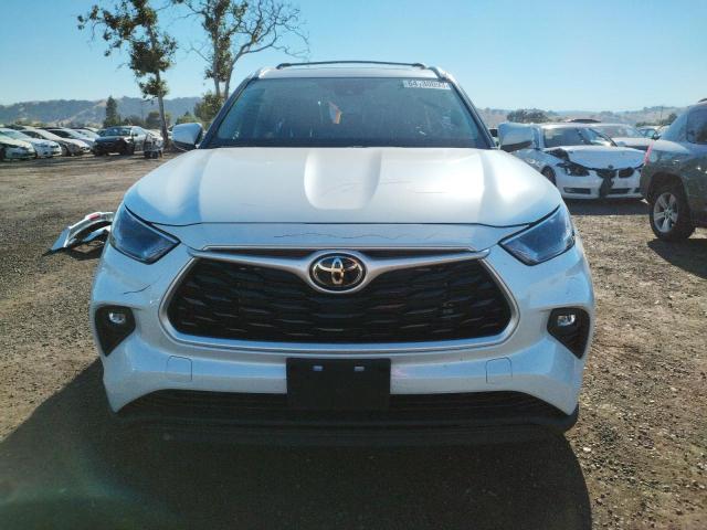 5TDHZRBH3NS566495 - 2022 TOYOTA HIGHLANDER XLE Սպիտակ լուսանկար 5