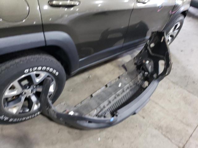 1C4PJMBS0FW634240 - 2015 JEEP CHEROKEE TRAILHAWK GREEN photo 13