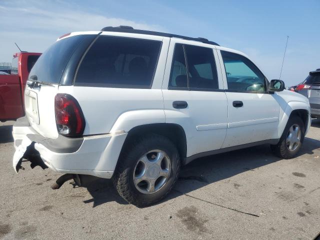 1GNDT13S562350773 - 2006 CHEVROLET TRAILBLAZE LS WHITE photo 3