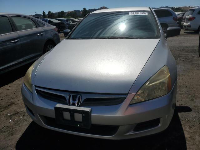 1HGCM56186A075094 - 2006 HONDA ACCORD VALUE SILVER photo 5