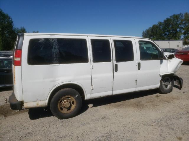 1GAWGPFA5D1175738 - 2013 CHEVROLET EXPRESS G2 LS WHITE photo 3