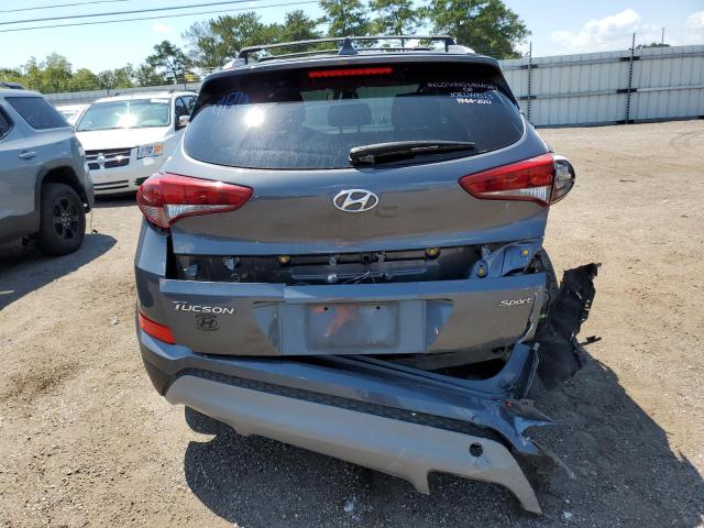 KM8J33AL2JU748440 - 2018 HYUNDAI TUCSON SPORT GRAY photo 6