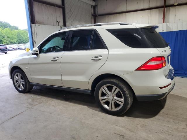4JGDA5HB5CA022569 - 2012 MERCEDES-BENZ ML 350 4MATIC WHITE photo 2
