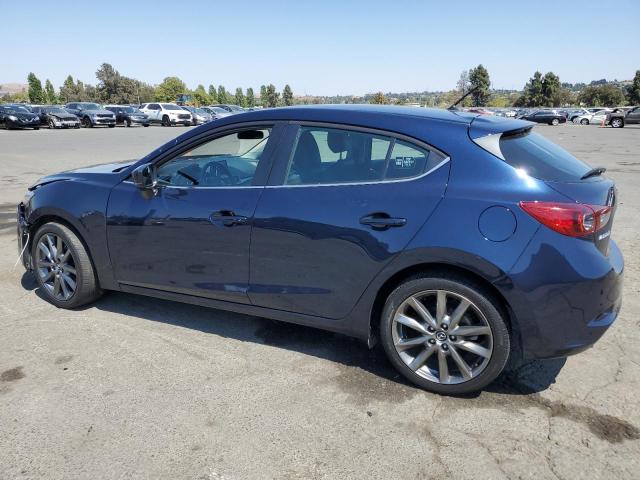 3MZBN1L35JM254532 - 2018 MAZDA 3 TOURING BLUE photo 2