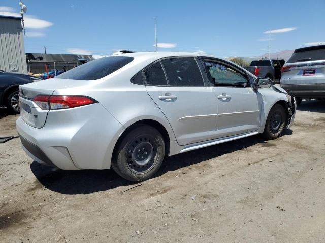 5YFB4MDE4RP165529 - 2024 TOYOTA COROLLA LE SILVER photo 3