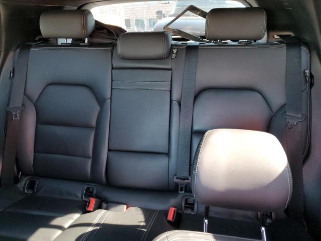 SJKCH5CR0HA031796 - 2017 INFINITI QX30 BASE 银色 照片 10