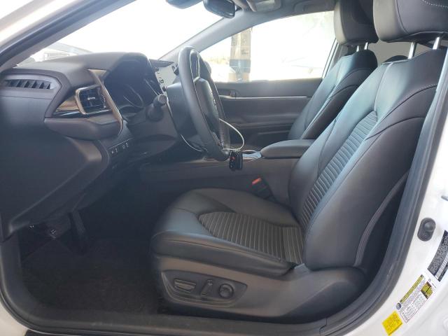 4T1T11AK6PU828231 - 2023 TOYOTA CAMRY SE NIGHT SHADE WHITE photo 7