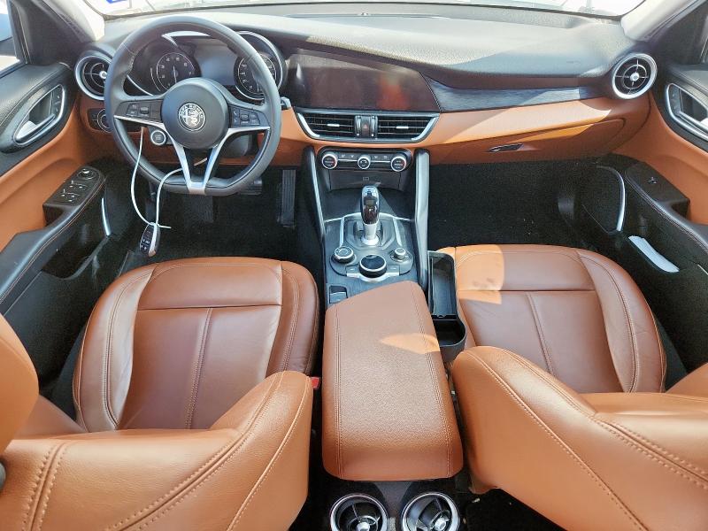 ZARFAMAN3K7616431 - 2019 ALFA ROMEO GIULIA WHITE photo 8