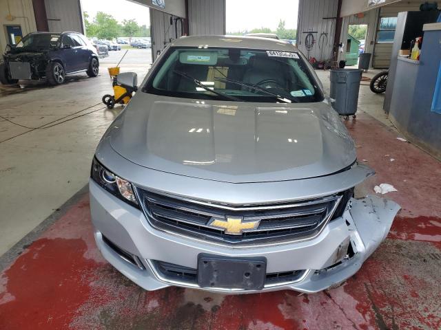 2G1105S38J9136949 - 2018 CHEVROLET IMPALA LT Gümüş foto 5