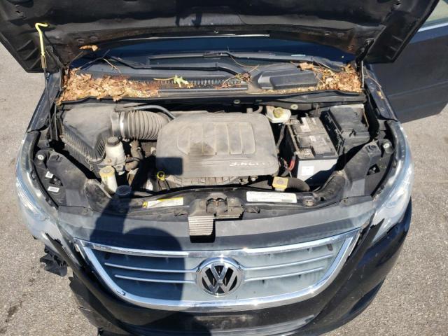 2C4RVABG3CR354193 - 2012 VOLKSWAGEN ROUTAN SE BLACK photo 12