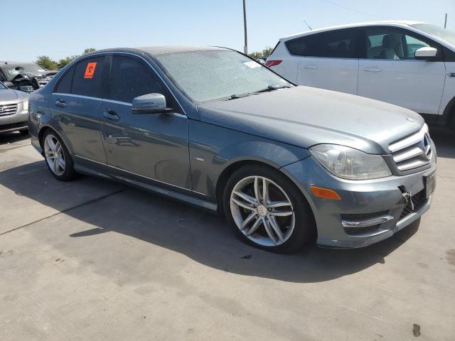 WDDGF4HB0CR215846 - 2012 MERCEDES-BENZ C 250 GRAY photo 4