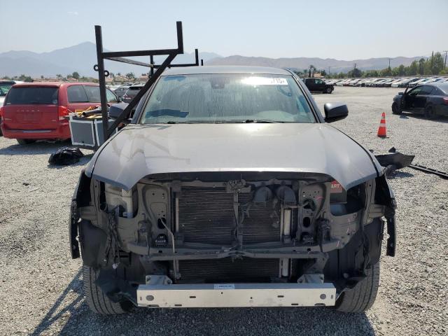 3TMBZ5DN6NM037429 - 2022 TOYOTA TACOMA DOUBLE CAB Grafit foto 5