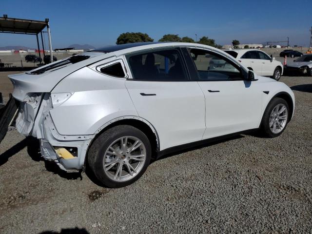 7SAYGDEE7PA079382 - 2023 TESLA MODEL Y Ақ фото 3
