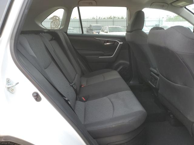 4T3R6RFV6MU021661 - 2021 TOYOTA RAV4 XLE WHITE photo 11
