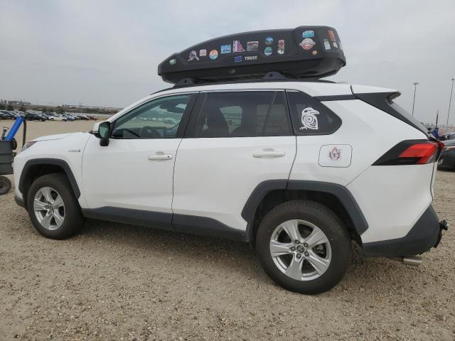 4T3R6RFV6MU021661 - 2021 TOYOTA RAV4 XLE WHITE photo 2