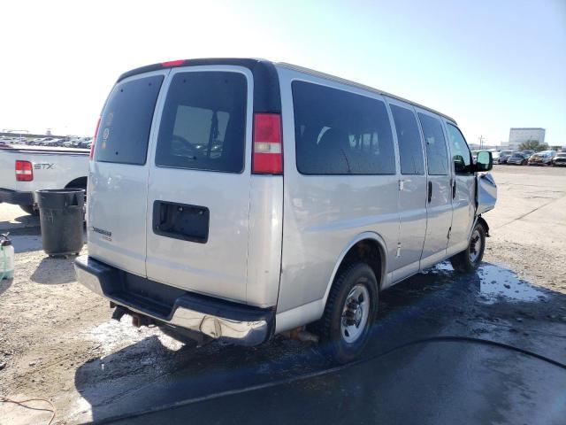 1GNWGRFG2C1141916 - 2012 CHEVROLET EXPRESS G2 LT SILVER photo 4