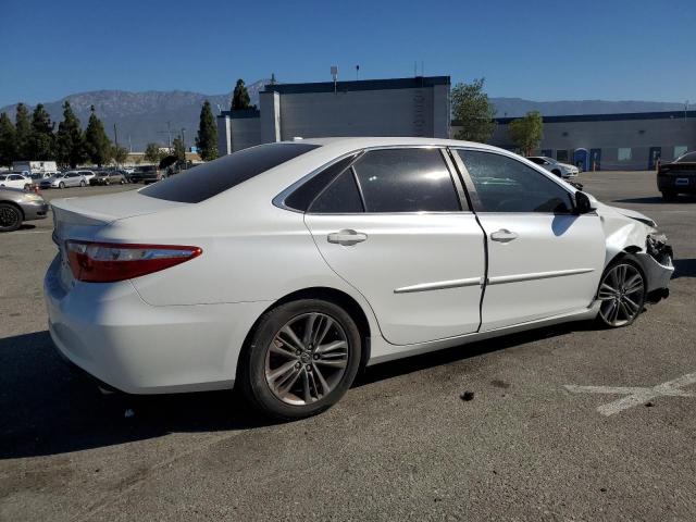 4T1BF1FK6HU376644 - 2017 TOYOTA CAMRY LE WHITE photo 3