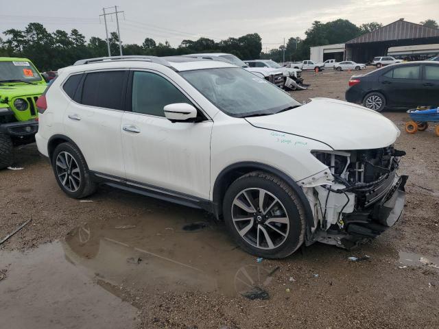 5N1AT2MT6KC731055 - 2019 NISSAN ROGUE S WHITE photo 4