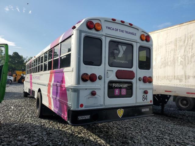 4DRBUAAN2CB586976 - 2012 IC CORPORATION 3000 CE WHITE photo 3