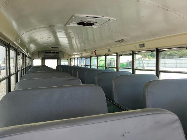 4DRBUAAN2CB586976 - 2012 IC CORPORATION 3000 CE WHITE photo 6