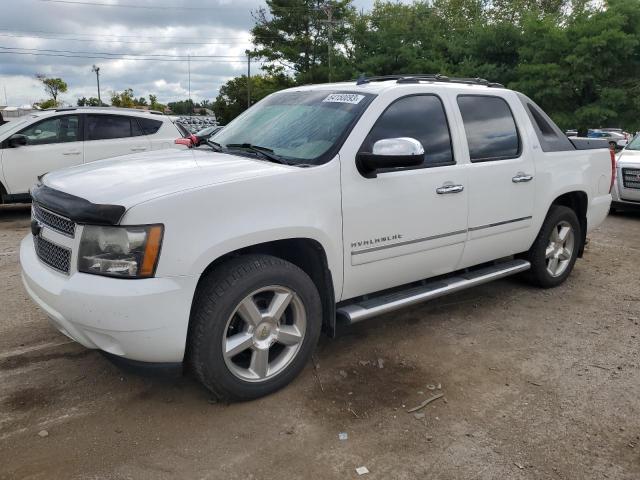 3GNTKGE34BG298254 - 2011 CHEVROLET AVALANCHE LTZ WHITE photo 1