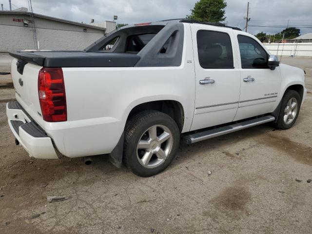 3GNTKGE34BG298254 - 2011 CHEVROLET AVALANCHE LTZ WHITE photo 3