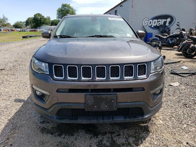 3C4NJDBB6LT229315 - 2020 JEEP COMPASS LATITUDE GRAY photo 5