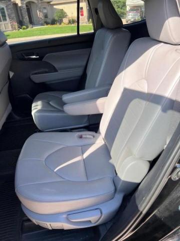 5TDGZRBH8MS121244 - 2021 TOYOTA HIGHLANDER XLE Սև լուսանկար 6