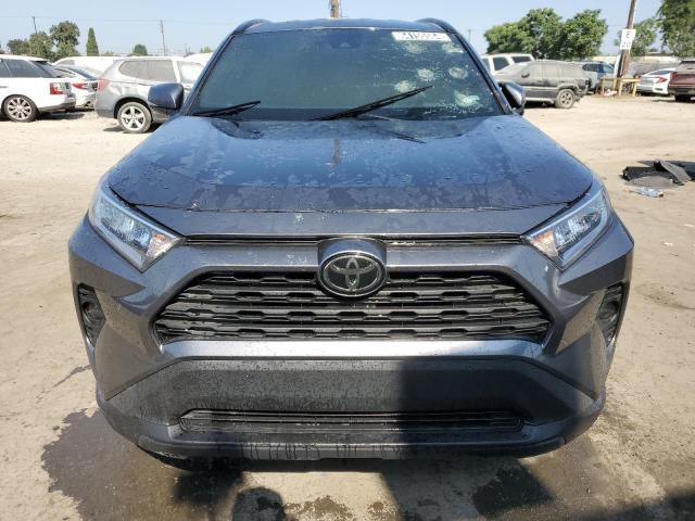 2T3W1RFV3MW125400 - 2021 TOYOTA RAV4 XLE GRAY photo 5