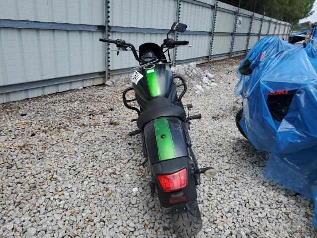 JKAENEB19GDA13159 - 2016 KAWASAKI EN650 B TWO TONE photo 4