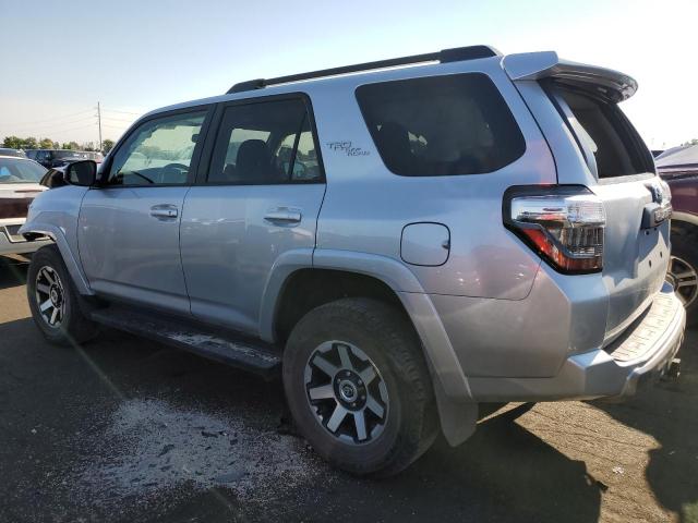 JTEPU5JR1N5993219 - 2022 TOYOTA 4RUNNER SR5/SR5 PREMIUM 银色 照片 2