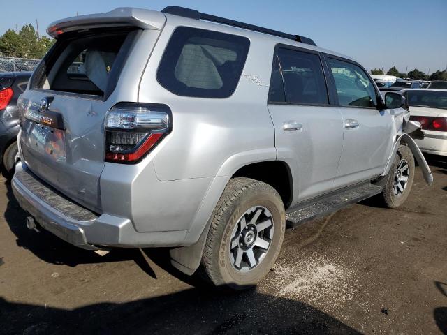 JTEPU5JR1N5993219 - 2022 TOYOTA 4RUNNER SR5/SR5 PREMIUM 银色 照片 3