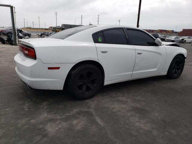 2C3CDXBG1DH518161 - 2013 DODGE CHARGER SE WHITE photo 3