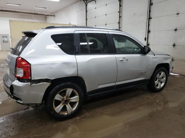 1J4NF1FB0BD251660 - 2011 JEEP COMPASS SPORT SILVER photo 3