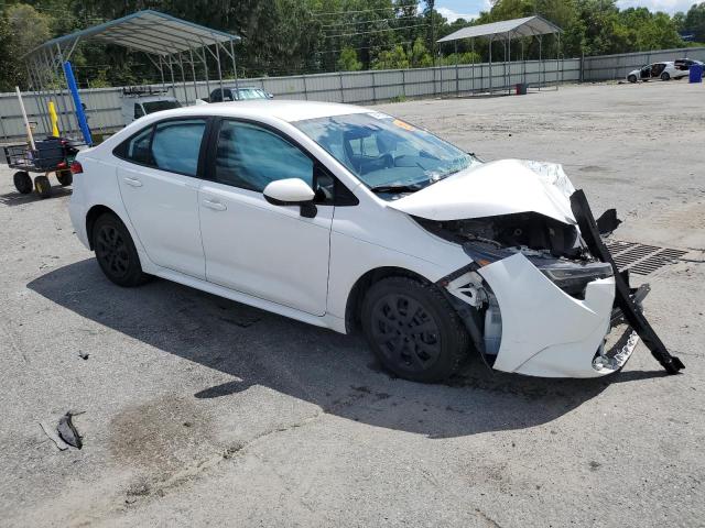 5YFEPMAE4MP229733 - 2021 TOYOTA COROLLA LE WHITE photo 4