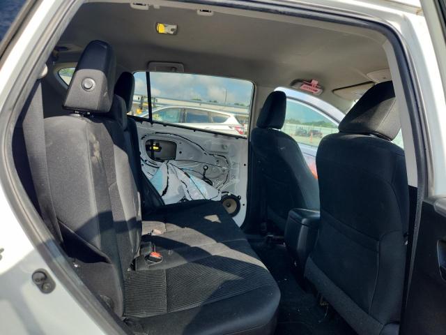 2T3ZFREV6HW354210 - 2017 TOYOTA RAV4 LE WHITE photo 11