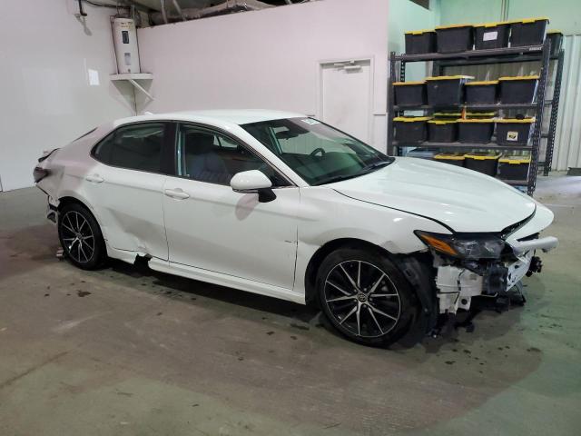 4T1G11AK0PU807778 - 2023 TOYOTA CAMRY SE NIGHT SHADE WHITE photo 4