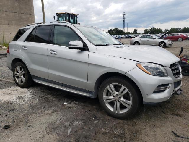 4JGDA5HB9FA496626 - 2015 MERCEDES-BENZ ML 350 4MATIC SILVER photo 4