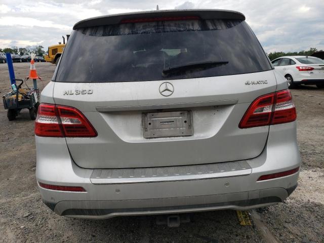 4JGDA5HB9FA496626 - 2015 MERCEDES-BENZ ML 350 4MATIC SILVER photo 6