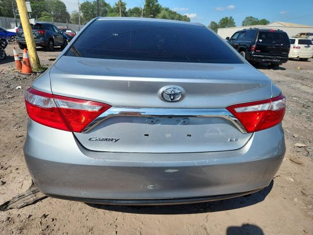 4T4BF1FK6FR502536 - 2015 TOYOTA CAMRY LE SILVER photo 6
