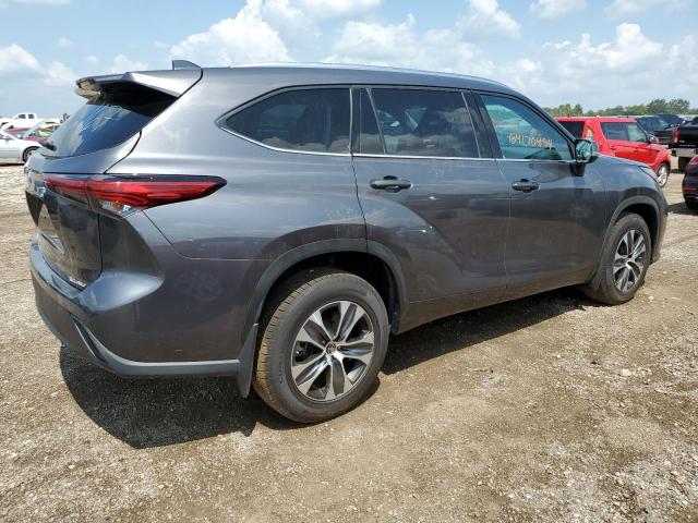 5TDGZRBH1MS083744 - 2021 TOYOTA HIGHLANDER XLE GRAY photo 3
