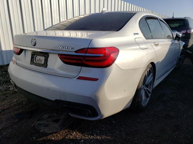 WBA7J2C55JG938208 - 2018 BMW 740 XE WHITE photo 3