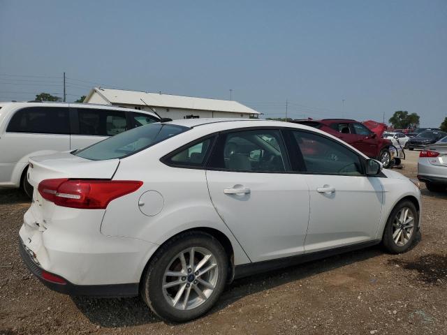 1FADP3F20HL210637 - 2017 FORD FOCUS SE WHITE photo 3