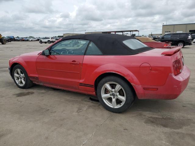 1ZVFT84N255166307 - 2005 FORD MUSTANG RED photo 2