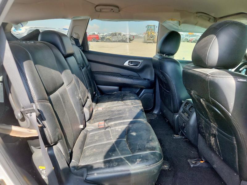 5N1AR2MN0FC666726 - 2015 NISSAN PATHFINDER S 银色 照片 11