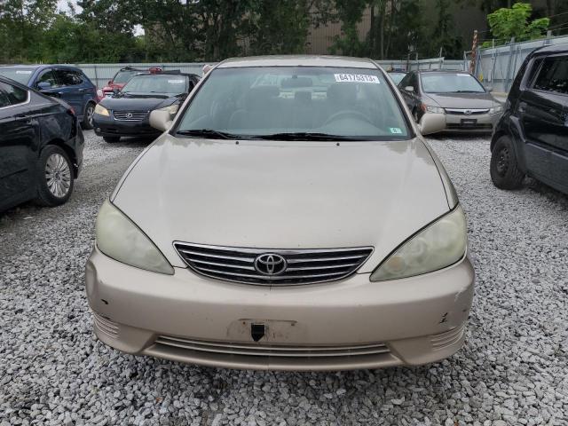 4T1BE30K55U069243 - 2005 TOYOTA CAMRY LE TAN photo 5