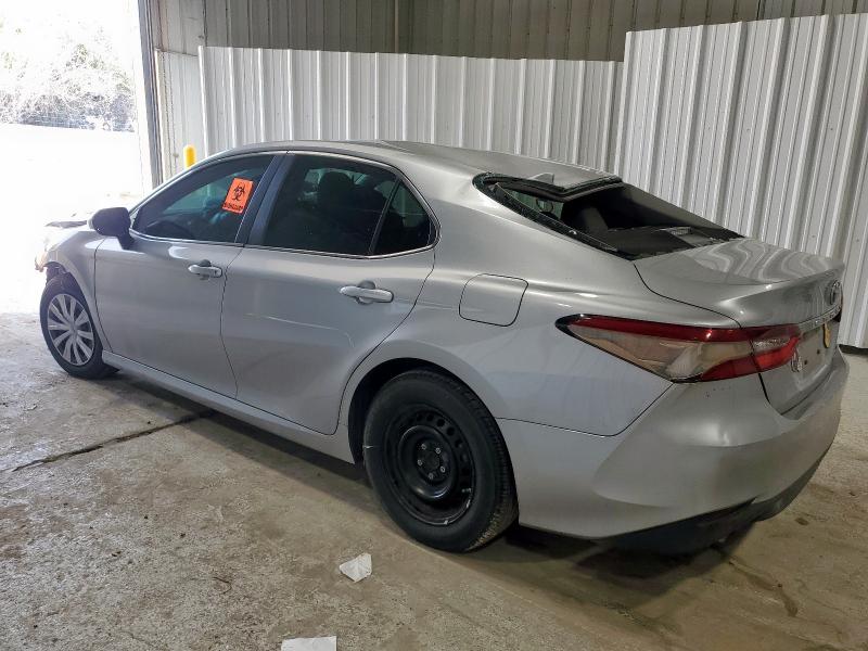 4T1C31AK0NU592036 - 2022 TOYOTA CAMRY LE GRAY photo 2