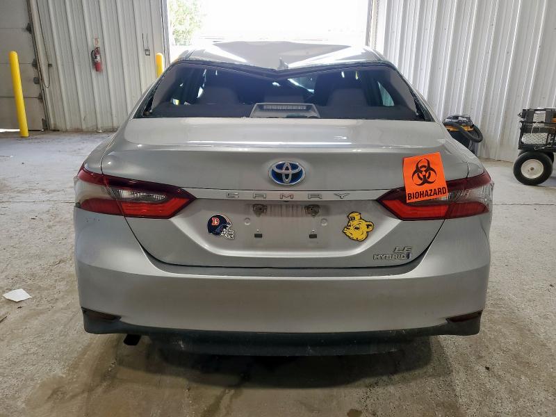 4T1C31AK0NU592036 - 2022 TOYOTA CAMRY LE GRAY photo 6