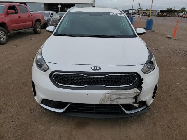 KNDCB3LC9J5147047 - 2018 KIA NIRO FE WHITE photo 5