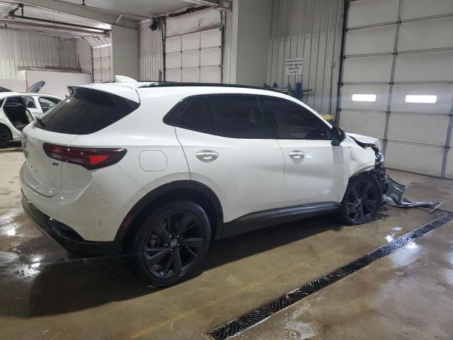 LRBFZMR47PD032006 - 2023 BUICK ENVISION PREFERRED WHITE photo 3